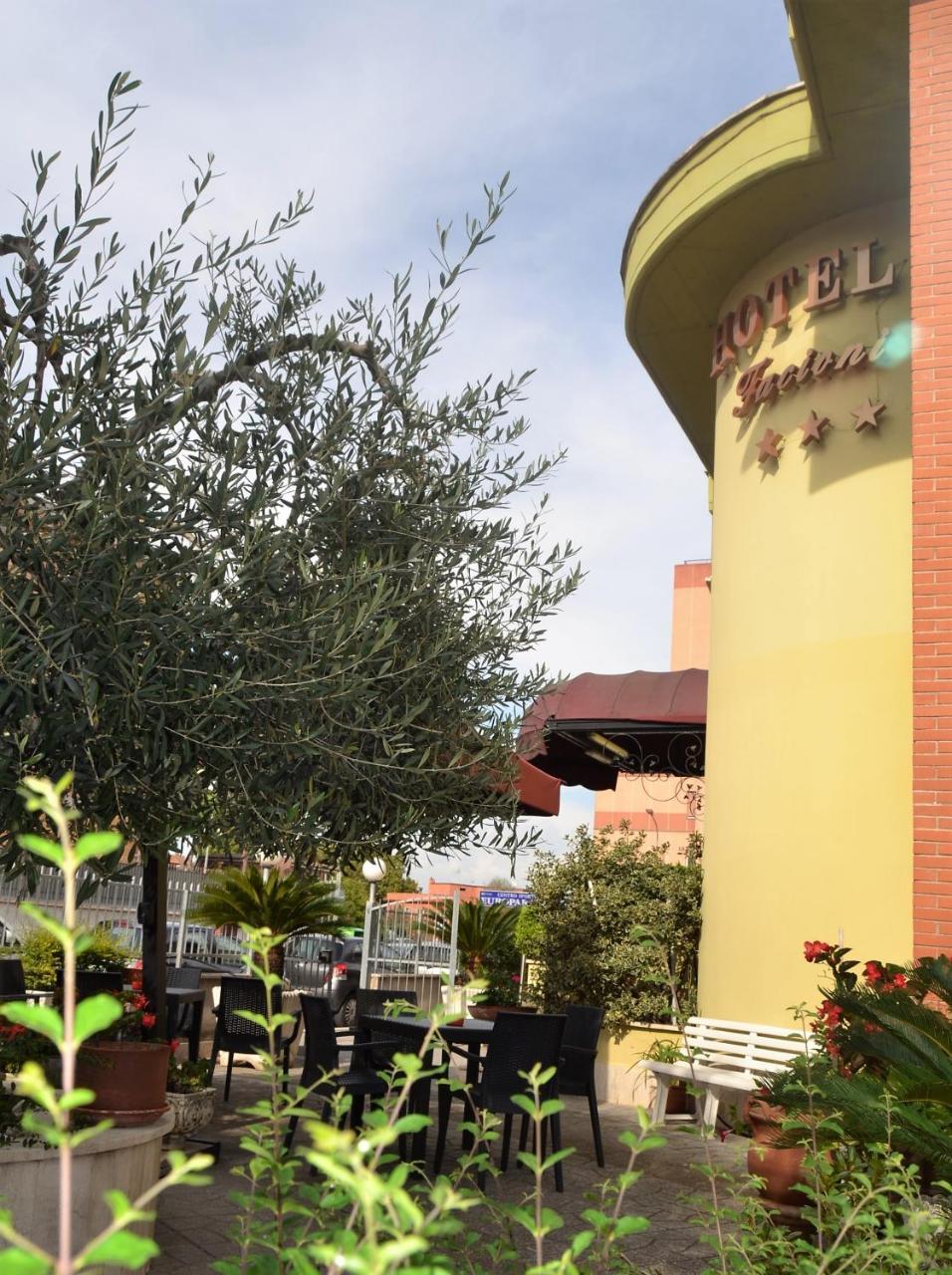 Hotel Facioni بوميتْسْيا المظهر الخارجي الصورة