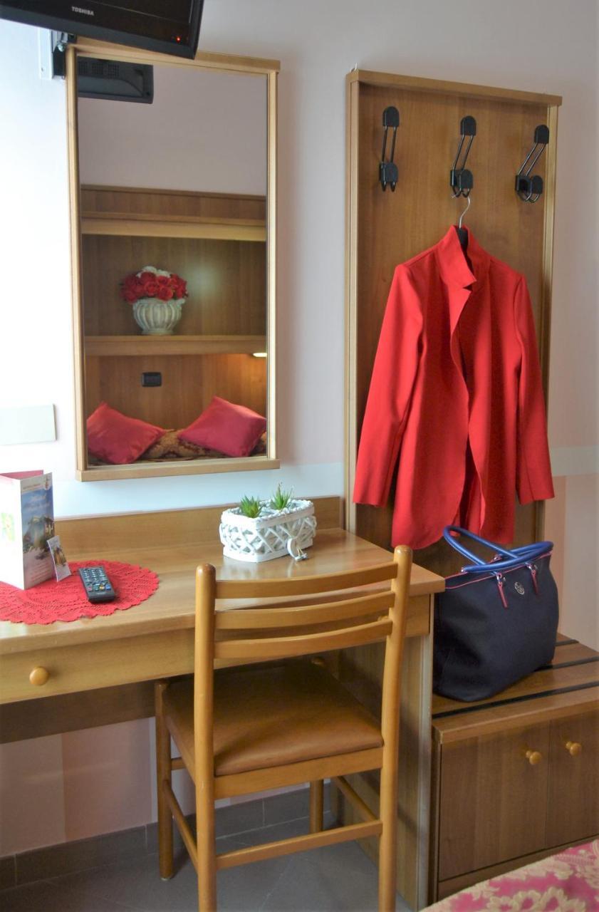 Hotel Facioni بوميتْسْيا المظهر الخارجي الصورة