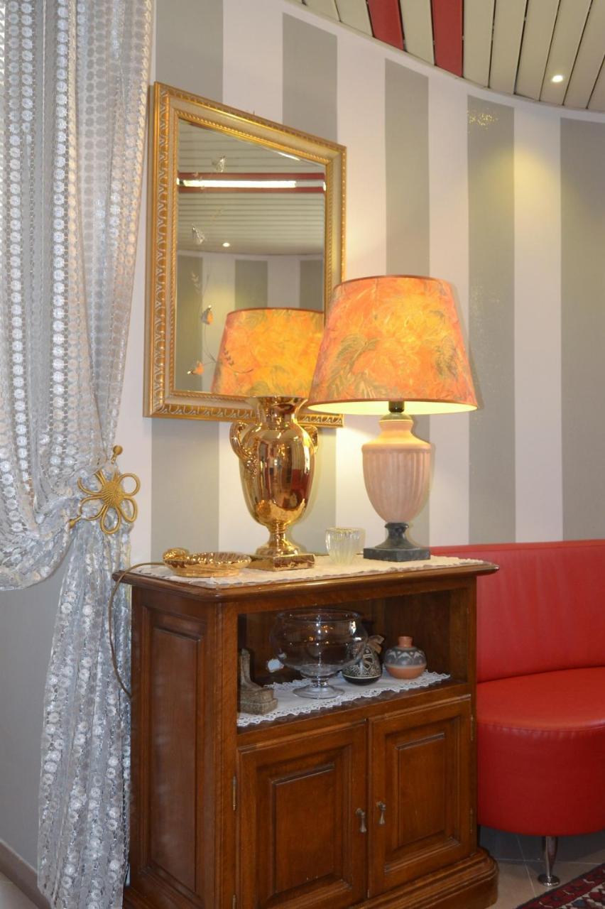 Hotel Facioni بوميتْسْيا المظهر الخارجي الصورة