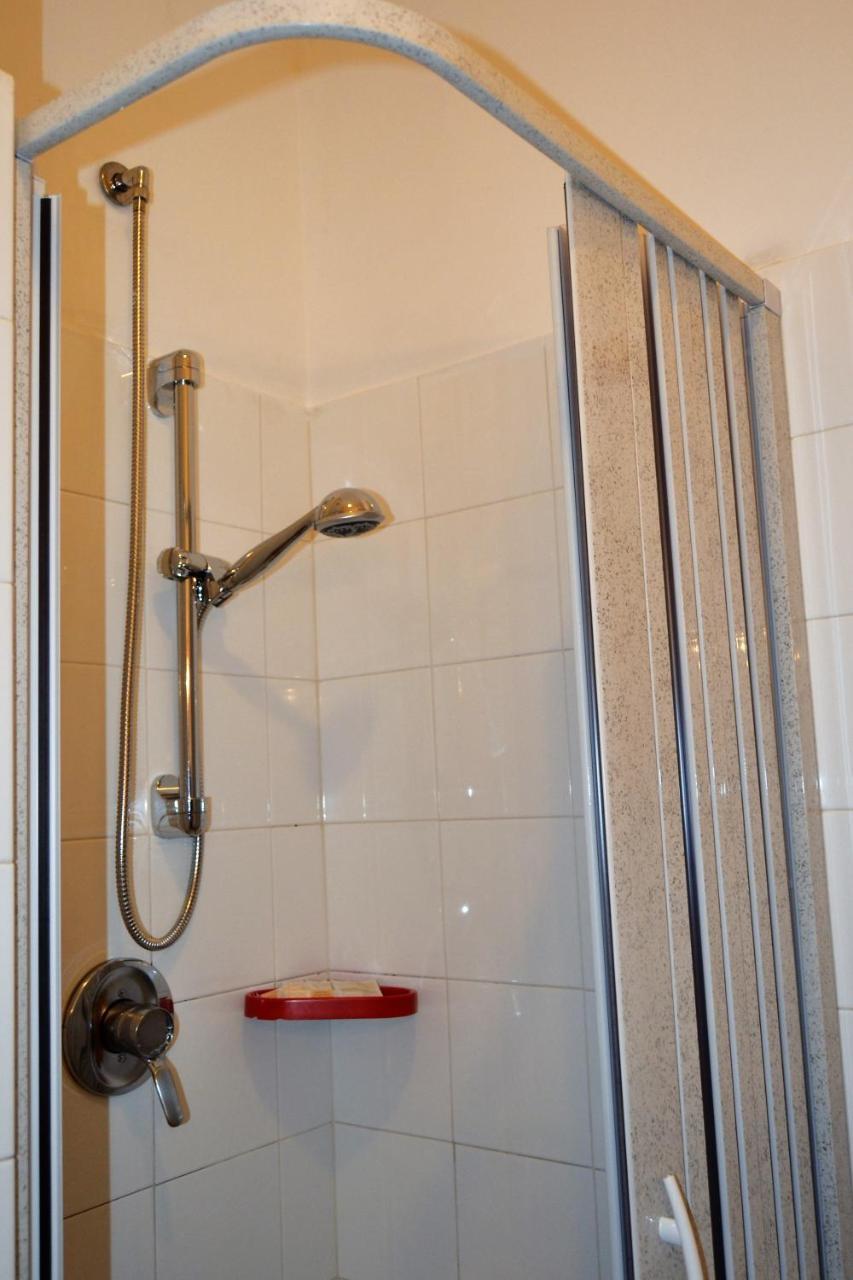 Hotel Facioni بوميتْسْيا المظهر الخارجي الصورة
