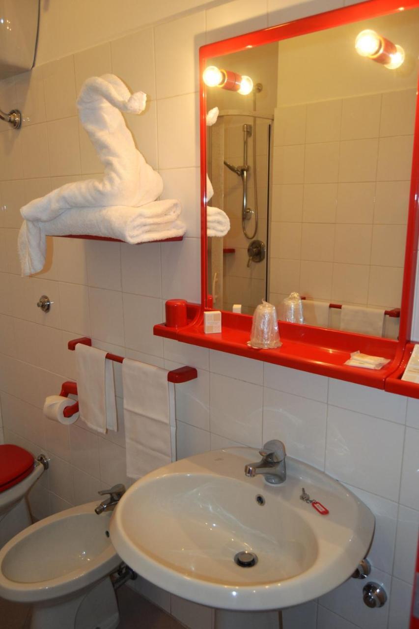 Hotel Facioni بوميتْسْيا المظهر الخارجي الصورة
